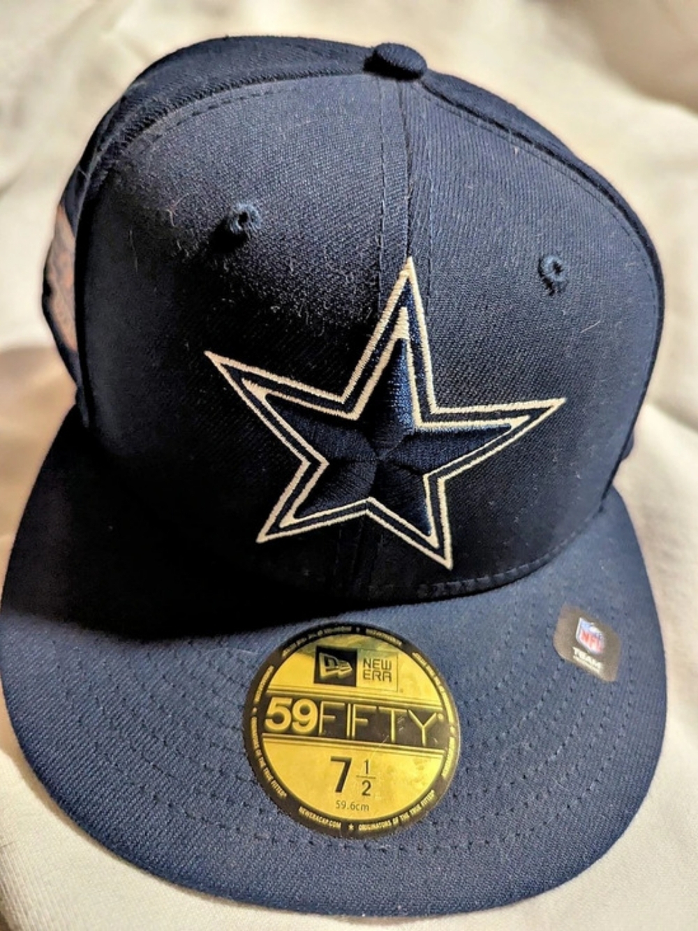 7.5 New Era 59FIFTY NFL Fitted Cap in Blue & Pink NWT